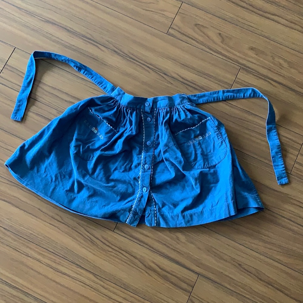 Vintage French “À l’heure Anglaise” girls skirt